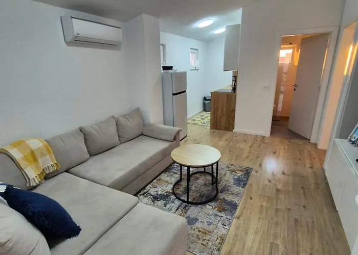 Apartment Hana & Sara Vir